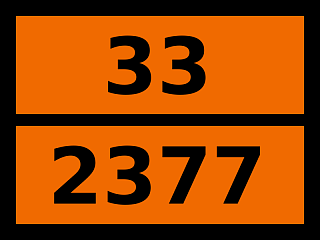 Табличка опасный груз "33-2377. 1,1-диметоксиэтан"
