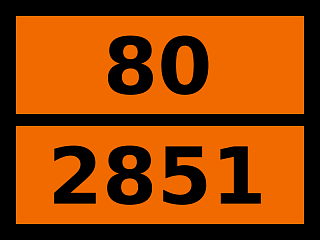 Табличка опасный груз "80-2851. Бора трифторида дигидрат"